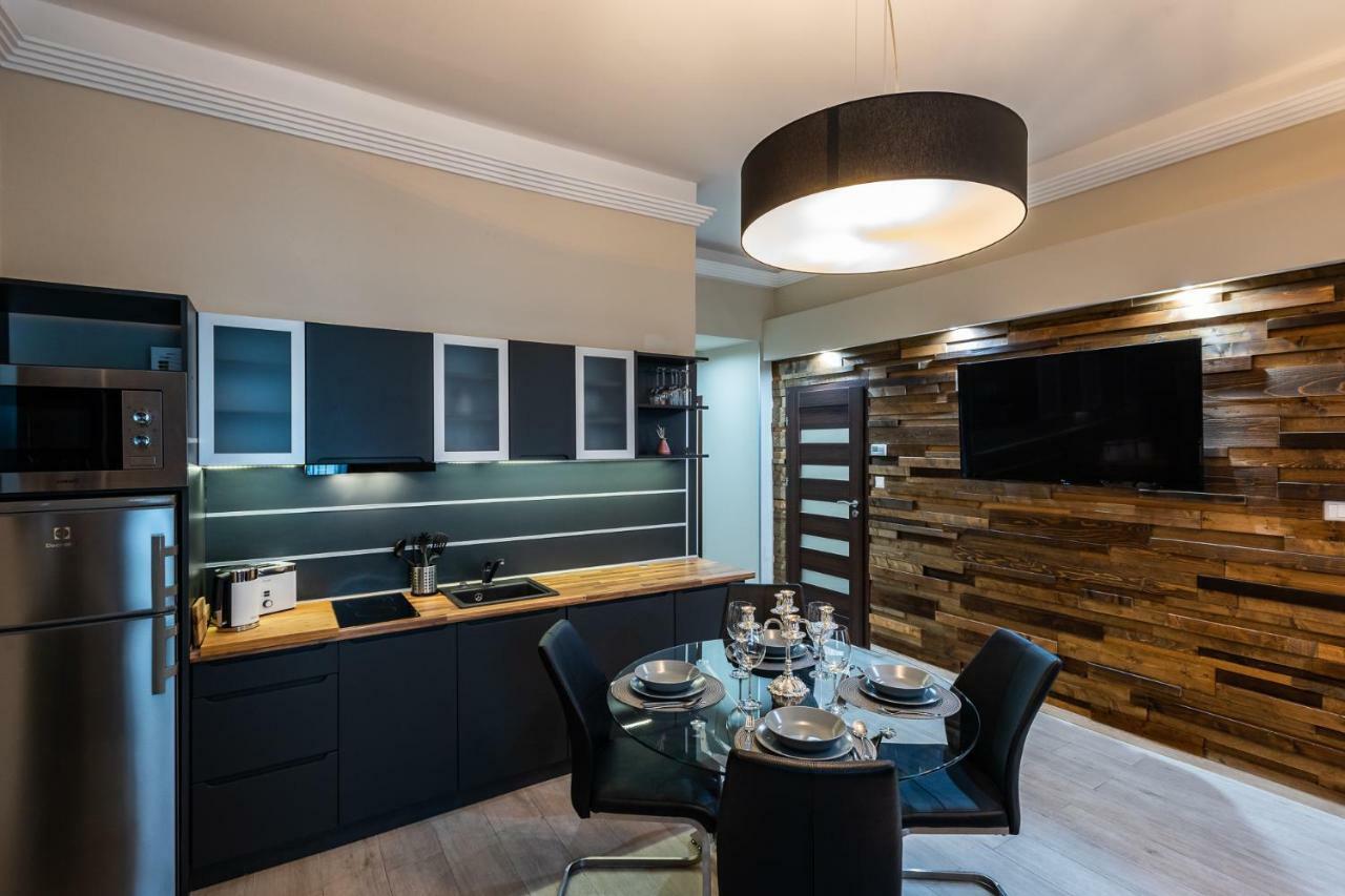 Center Of The Center, The Grand Deluxe Apartment Будапеща Екстериор снимка