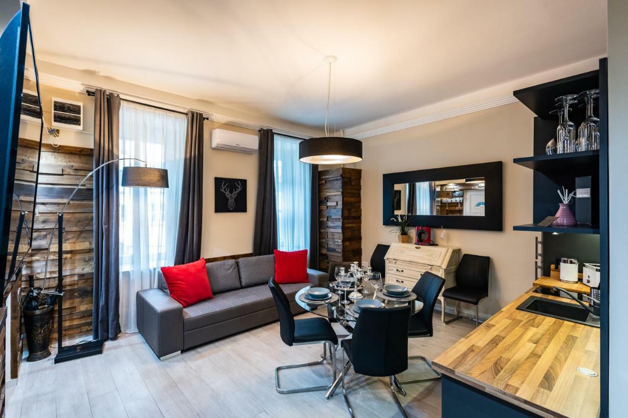 Center Of The Center, The Grand Deluxe Apartment Будапеща Екстериор снимка
